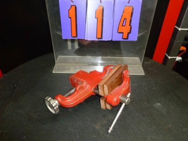 lot 114 image: 3" bench vice. Cash or Credit ...