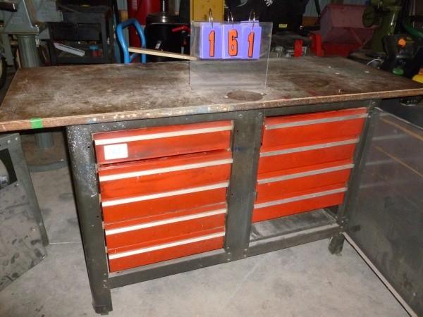 lot 161 image: Craftsman bench 9 drawers with side...
