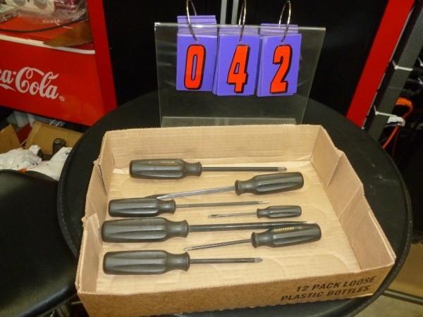 lot 42 image: Craftsman professional screw driver...