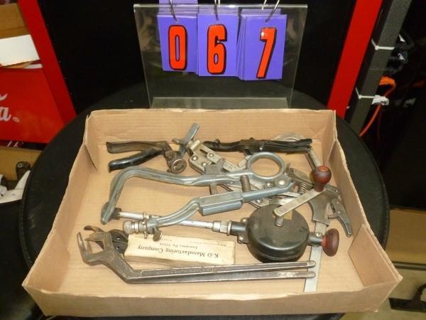 lot 67 image: Flat of specialty automotive tools....