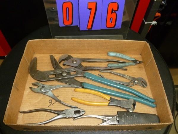lot 76 image: Flat of adjustable pliers. Crescent...