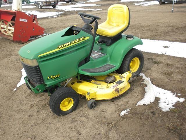lot 29 image: John Deere LX279  17HP&nbspV-Twin ...