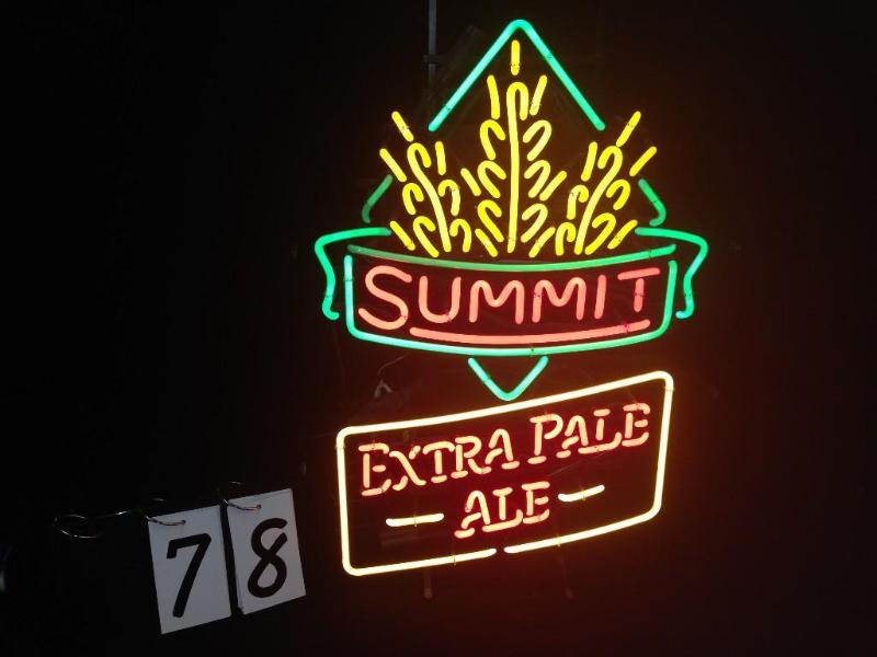 Summit Extra Pale Ale small version...
