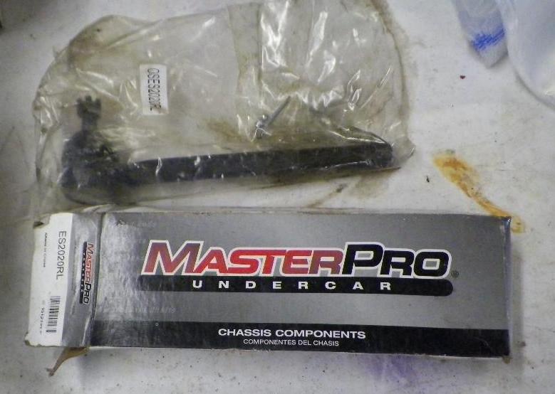 lot 223 image: Mastercraft under car chassis compo...