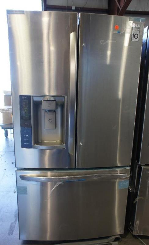 lot 2 image: New LG Refrigerator Model # (LFX259...