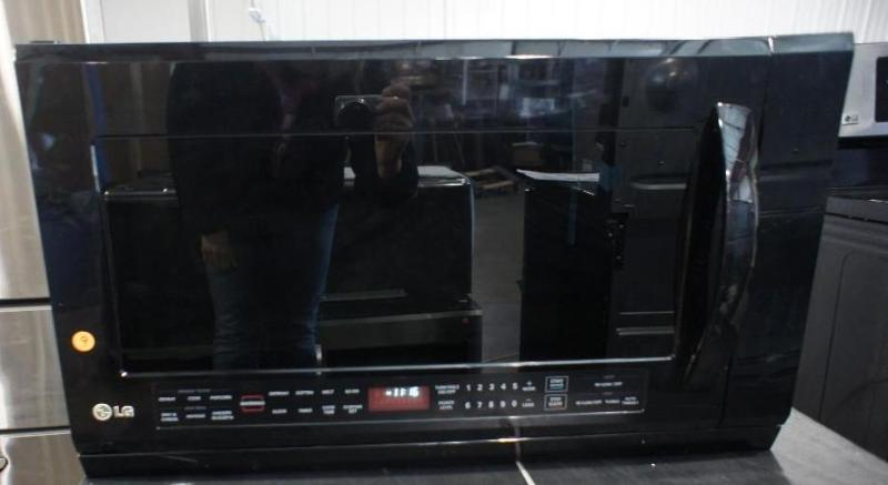 lot 9 image: New LG Microwave (LMHM2017SB) MSRP ...