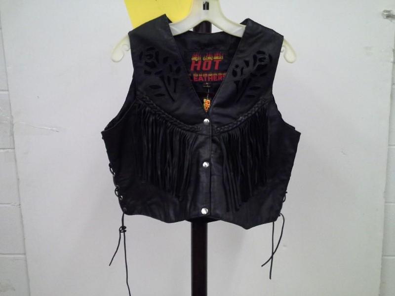 Hot Leathers Fringed Black Rose Ves...