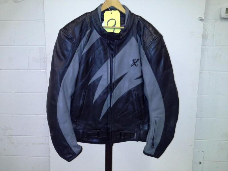 Xpert Sport 2-toned jacket. Mens s...