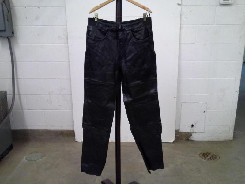 Hot Leathers plain black pants, zip...