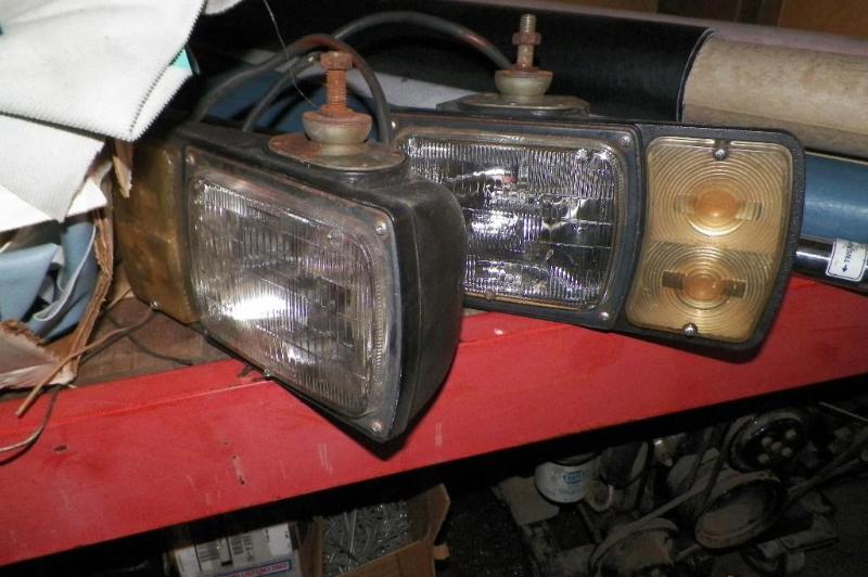 lot 105 image: 2 Western Plow Lights from Snow Plo...