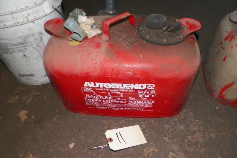 lot 11 image: Auto Blender 6 Gallon Gas Tank...