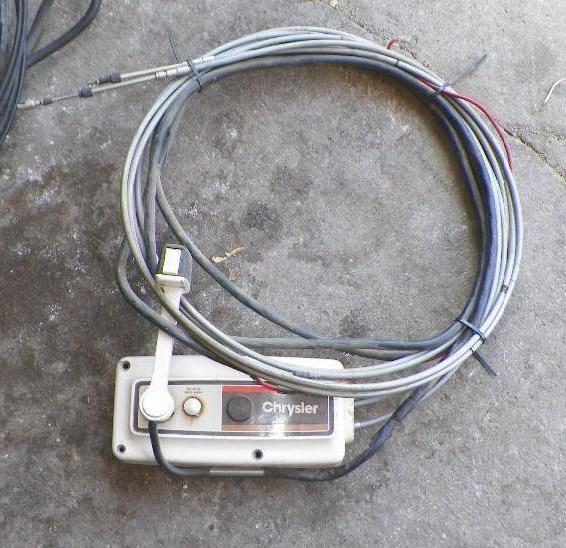 lot 137 image: Chrysler Control Box with cables...