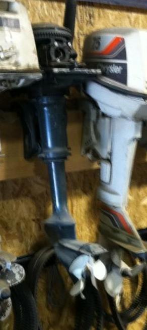 lot 149 image: 4 - 6 HP Evinrude motor as shown fo...