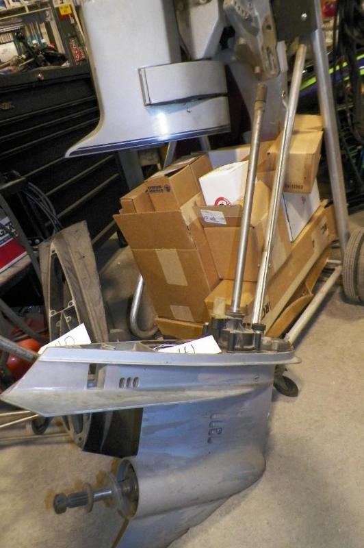lot 41 image: Late 1980s 150 Evinrude Lower Unit...