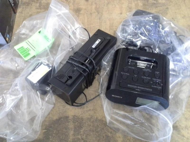 lot 102 image: (2) piece lot - 1 Sony Dream Machin...