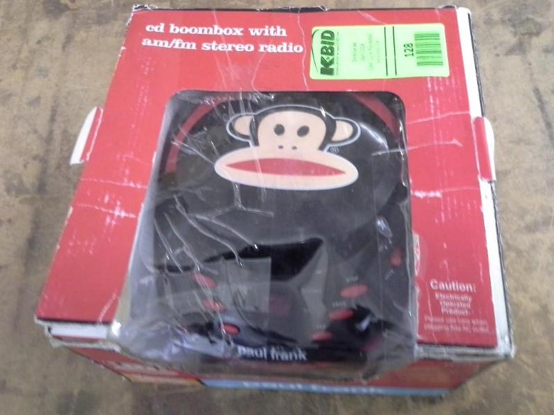 lot 128 image: Paul frank, model PF224, cd boom bo...
