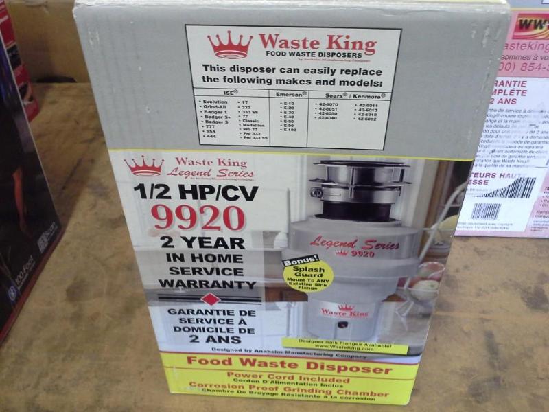 lot 137 image: Waste King, Legend Series, model 99...