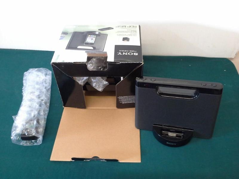 lot 21 image: (2) piece lot - Sony Compact Speake...
