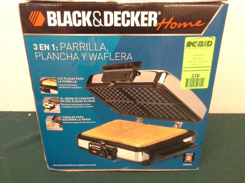 lot 216 image: BLACK & DECKER, 3 IN 1 grill, g...