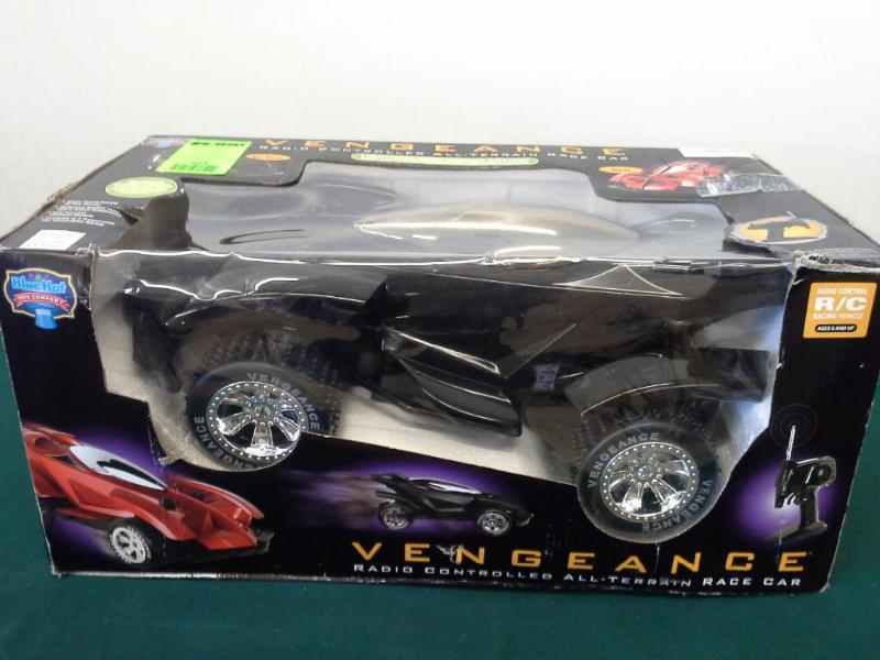lot 304 image: BLUE HAT, VENGEANE RC CAR