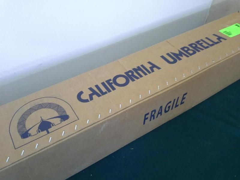 lot 56 image: California Umbrella Bidder is respo...