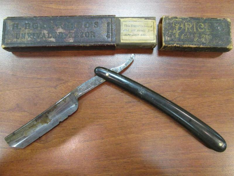lot 81 image: Vintage straight razor made by H. B...