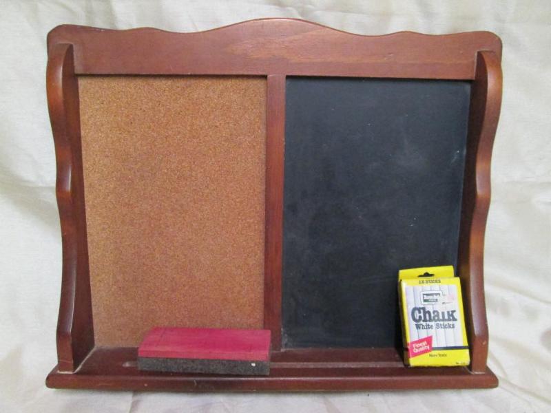 lot 98 image: Chalk board bulletin board combinat...