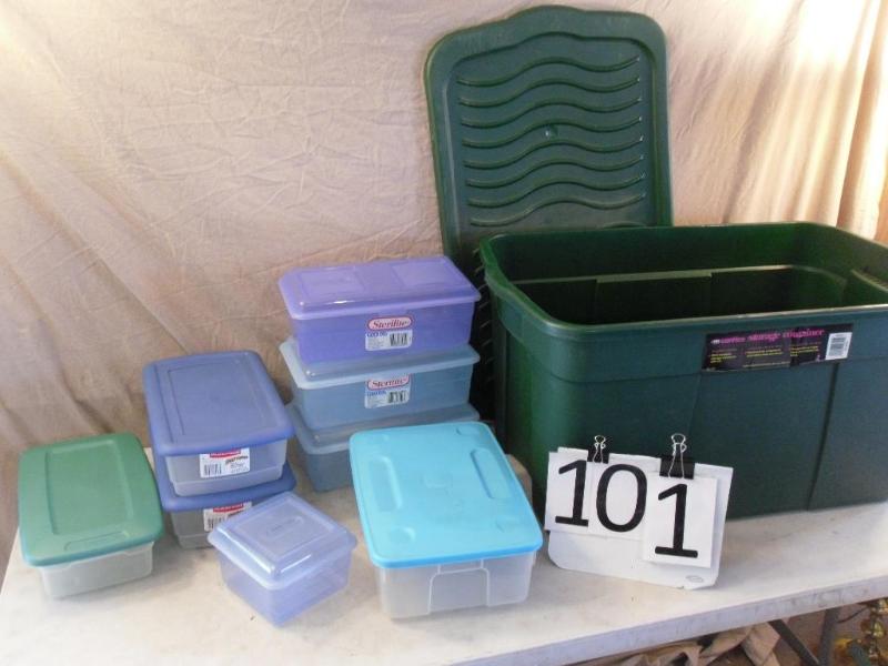 lot 101 image: Large 32 Gallon Green Tote with Lid...