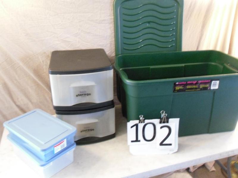 lot 102 image: Large 32 Gallon Green Tote with Lid...