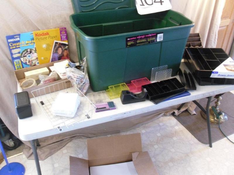 lot 104 image: Large 32 Gallon Green Tote with Lid...