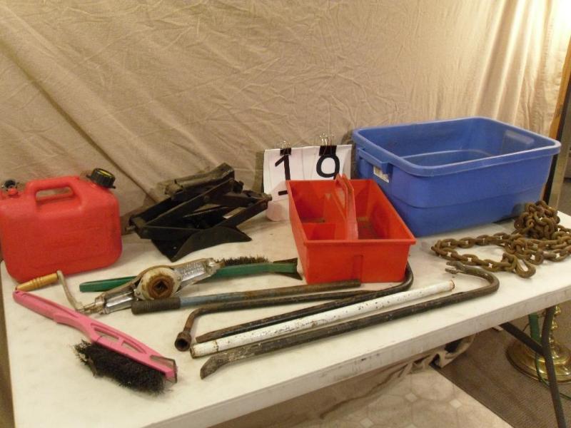 lot 19 image: Lot of Assorted Shop Supplies. Gas ...