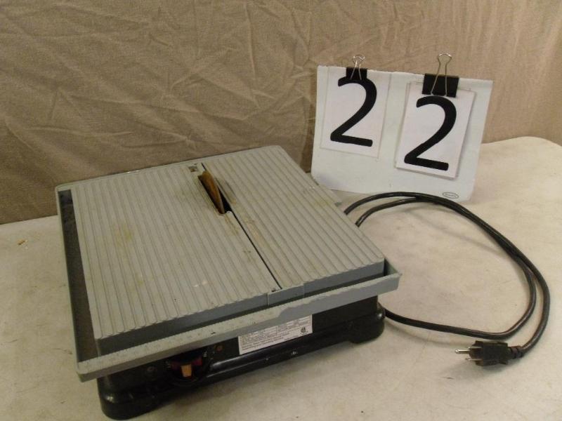 lot 22 image: Yukon Tool Tile Saw. 4.5 Blade. No...