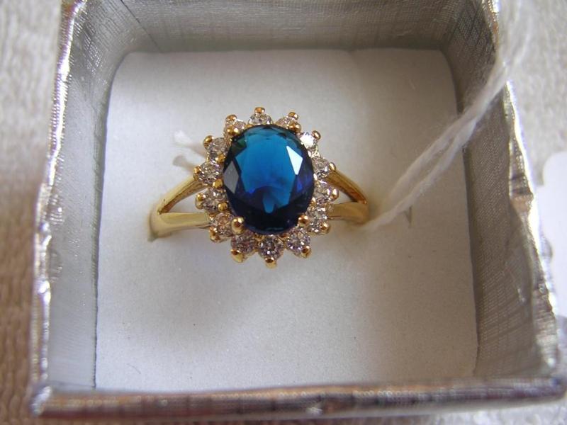lot 38 image: Gorgeous gold filled ring with blue...