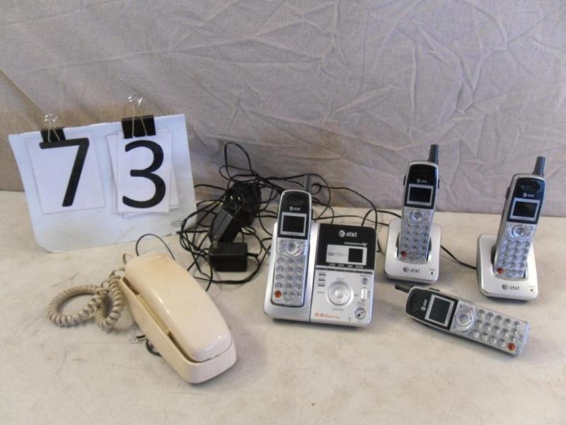 lot 73 image: Nice Set of 4 AT&T Cordless Phones ...