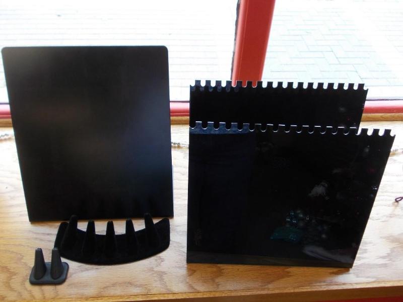 Lot Of 5-Assorted Displays...