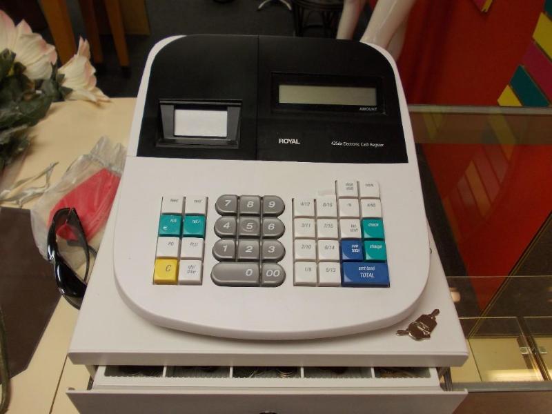 Royal Brand Electronic Cash Registe...