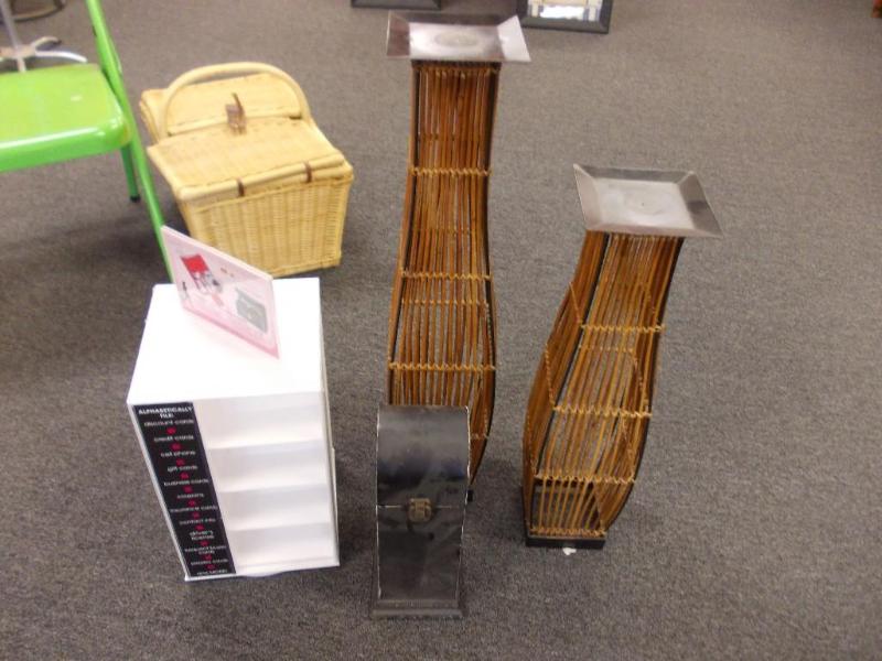 2-Bamboo Stands, 4-Side Swivel Acry...