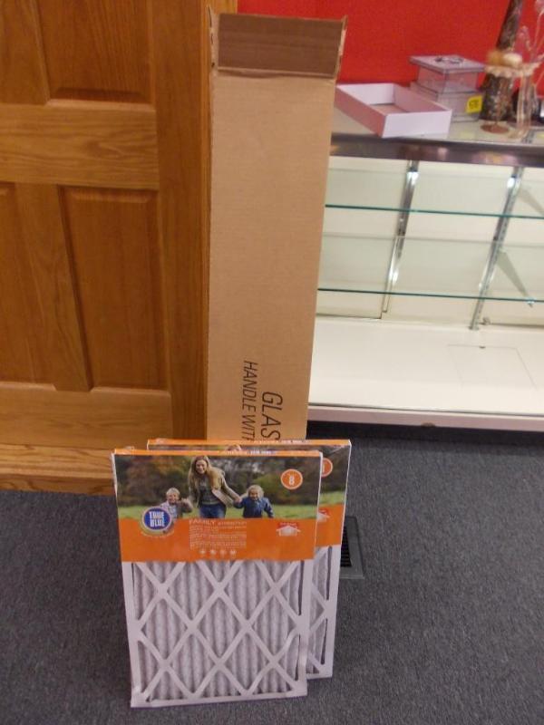 NEW 48&quot Fluorescent Bulbs &amp...