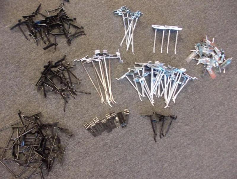 &nbsp100 Pieces Of Slat Wall Pegs...