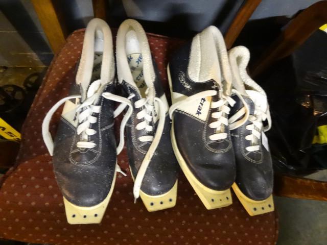lot 111 image: 2 pair of cross country shoes. Unkn...