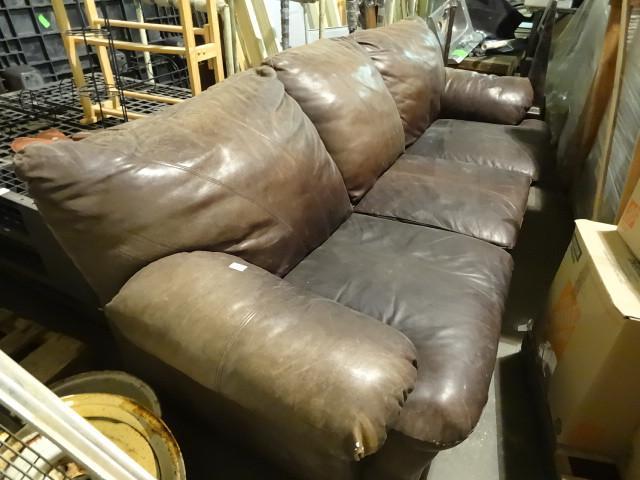 lot 12 image: Leather sofa. Full size. No rips or...