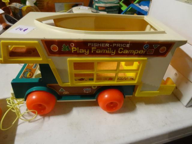 lot 141 image: Vintage Fishe price play family cam...