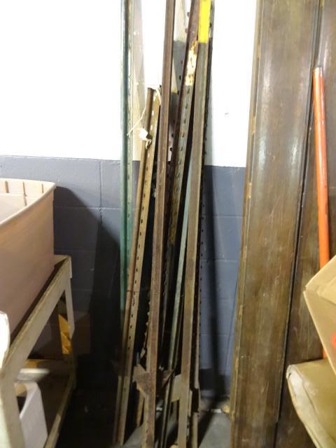 lot 158 image: 11 metal fence posts...