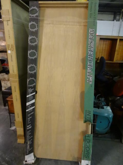 lot 213 image: 32 x 60 oak hollow core door. New...