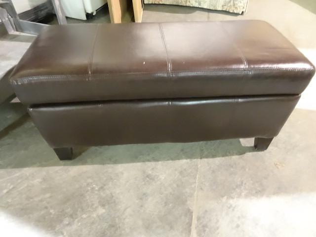 lot 23 image: Leather foot stool with removable t...
