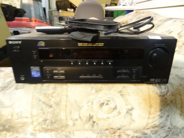 lot 24 image: Sony surround sound. FM AM receiver...