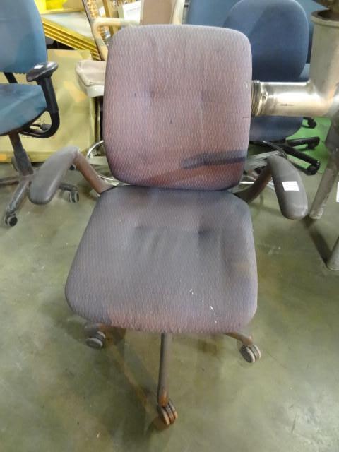 lot 73 image: Office chair on wheels...