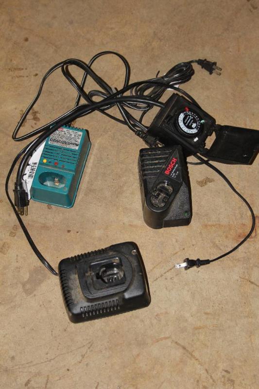 Lot of (4) Items (3) Electric Dril...