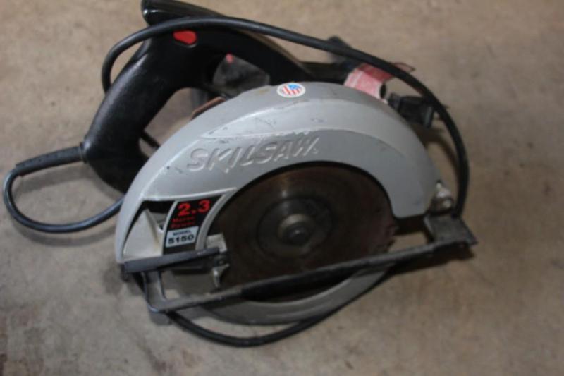Skilsaw 2.3 HP Electric Saw, Model ...