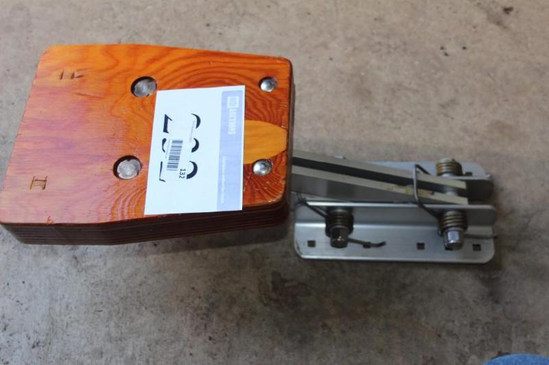 TrollingBoat Motor Stand for up to...